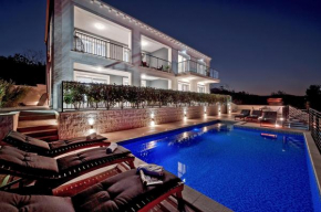 Гостиница Luxury Authentic Experience at Villa Marta  Люмбарда